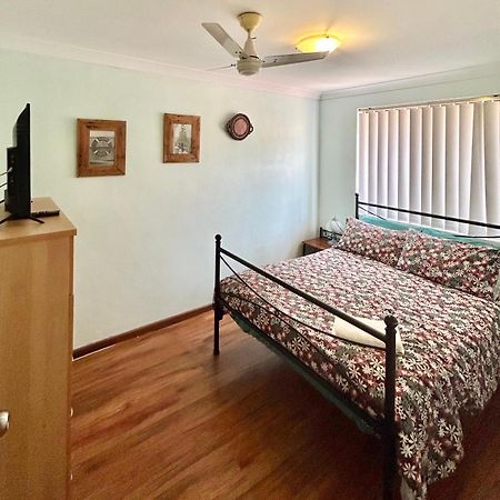 Geraldton Holiday Unit With Free Streaming Esterno foto